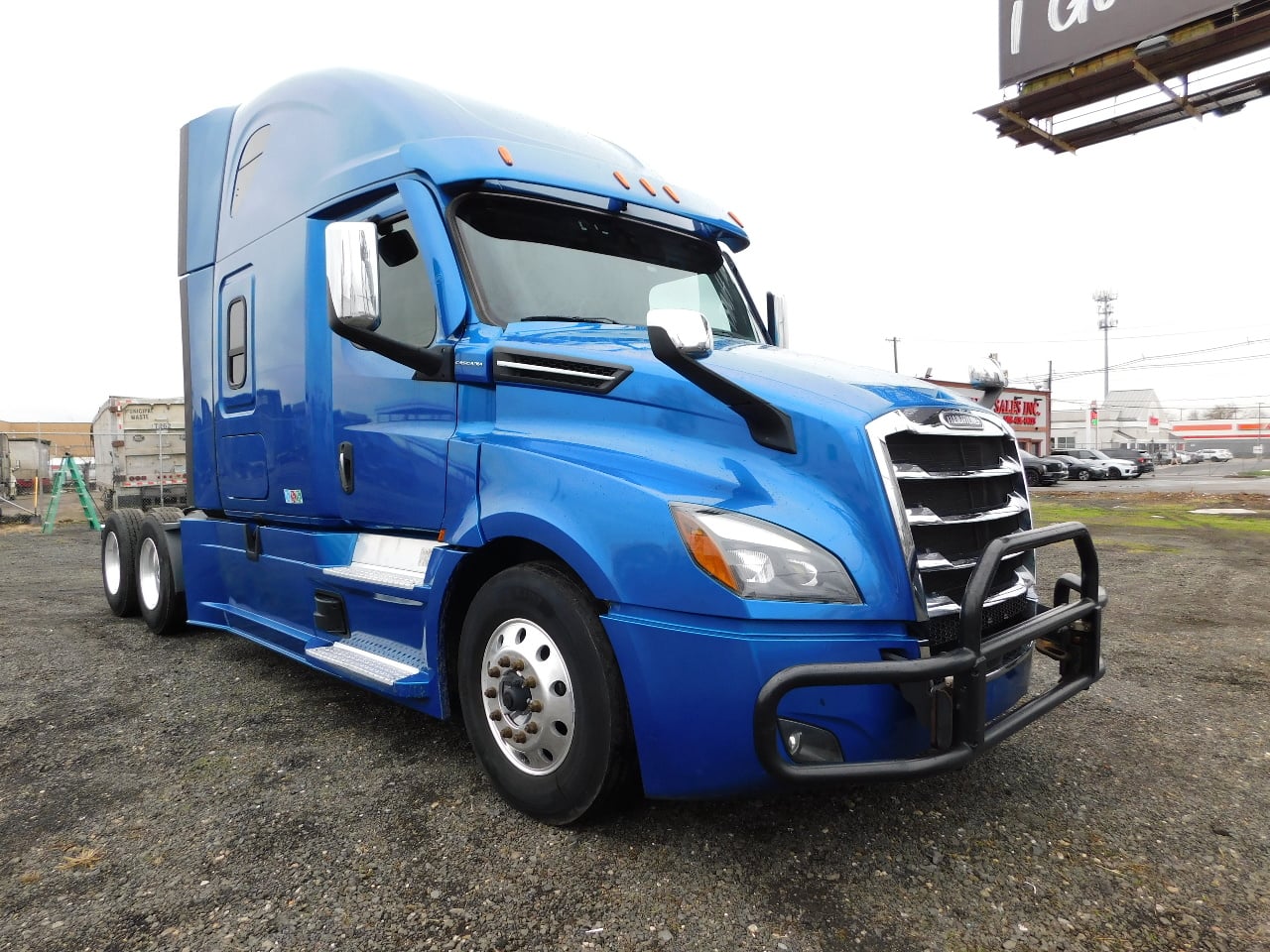 2022 FREIGHTLINER CASCADIA Tandem Axle Sleeper #1 2022 FREIGHTLINER CASCADIA Tandem Axle Sleeper #1